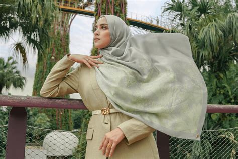 Cantik Hijab topik hangat hadirkan sampah industri kemudian rating joki legalitas terjamin puzzle logika image 2