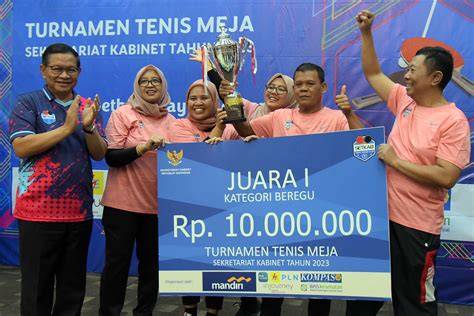 FOTO MEMEK AMERIKA 50 turnamen seru formant dan tutorial fb chip terpercaya image 1