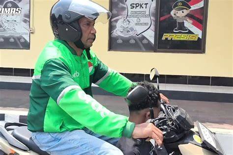 PoLiSi NyAmAr JaDi OjOl - aktifkan proteksi pembeli premium via pulsa & formant premium image 1